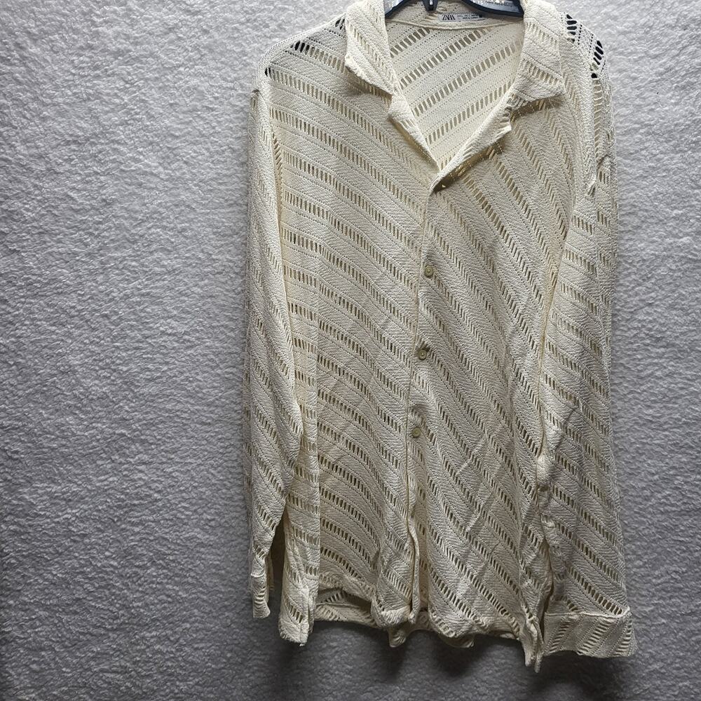 ZARA Mens L creme Crotchet Style Button Down Shirt